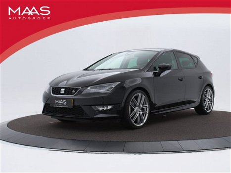 Seat Leon - 1.4 Tsi 140pk FR Business | Panoramadak | Navigatie | Sound | Led Koplampen | P-Sensoren - 1