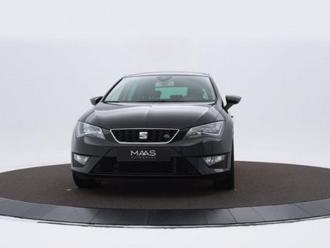 Seat Leon - 1.4 Tsi 140pk FR Business | Panoramadak | Navigatie | Sound | Led Koplampen | P-Sensoren - 1