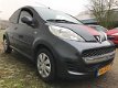 Peugeot 107 - 1.0-12V XS 5-drs automaat. AIRCO - 1 - Thumbnail