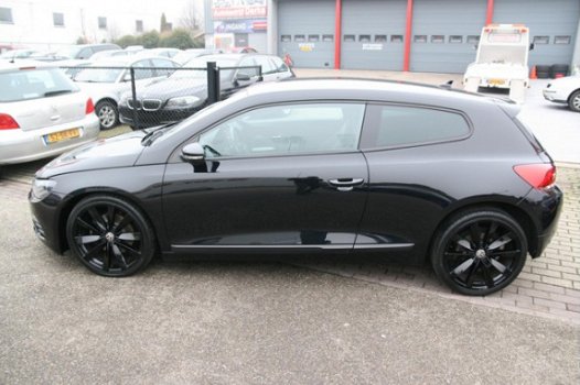 Volkswagen Scirocco - 1.4 TSI Highline 160PK Airco Sport R-Line NIEUWSTAAT - 1