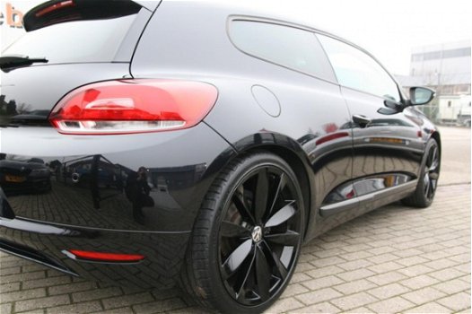 Volkswagen Scirocco - 1.4 TSI Highline 160PK Airco Sport R-Line NIEUWSTAAT - 1