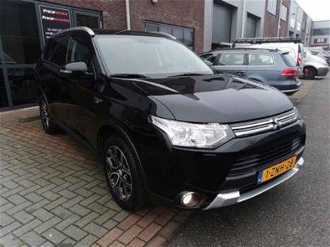 Mitsubishi Outlander - 2.0 PHEV Executive Edition X-Line Xenon / Ex BTW - 1