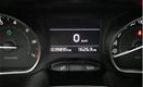 Peugeot 208 - Blue Lease Executive 1.2, Climate Control, Navigatie - 1 - Thumbnail