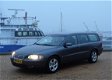 Volvo V70 - 2.4 Momentum 170pk Navi Bijna Youngtimer - 1 - Thumbnail