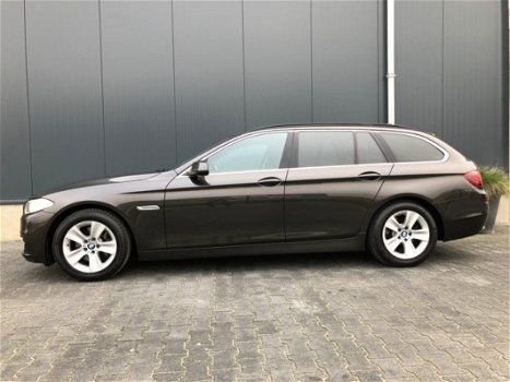 BMW 5-serie Touring - 518d High Ex Facelift Leder Navi Xenon Trekhaak elektrisch - 1