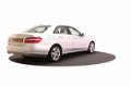 Mercedes-Benz E-klasse - 200 CGI Business Class Avantgarde Automaat/ Lederen bekleding - 1 - Thumbnail