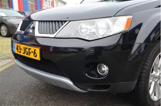 Mitsubishi Outlander - 2.4 Instyle |7PRS|NAP|4WD| - 1