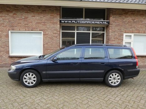 Volvo V70 - 2.4 Comfort Line LPG-G3 - 1