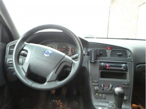 Volvo V70 - 2.4 Comfort Line LPG-G3 - 1