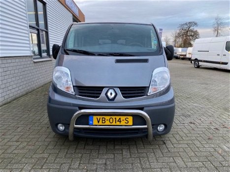 Renault Trafic - 2.0 dCi T27 L1H1 DC 5 persoons Générique / rijklaar € 10.750 marge / lease € 226 / - 1