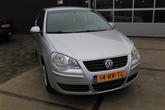 Volkswagen Polo - 1.4-16V FSI Comfortline Airco Elektr Pakket Apk 29-11-2020 - 1