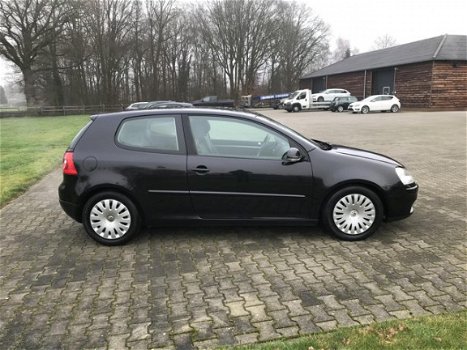 Volkswagen Golf - 1.6 Comfortline * Airco * Apk 01-2021 - 1