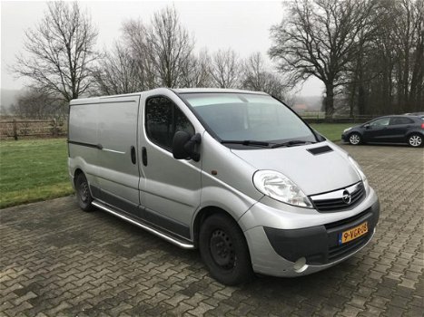 Opel Vivaro - 2.5 CDTI L2H1 * Airco * Nap * Trekhaak * Apk 09-2020 - 1