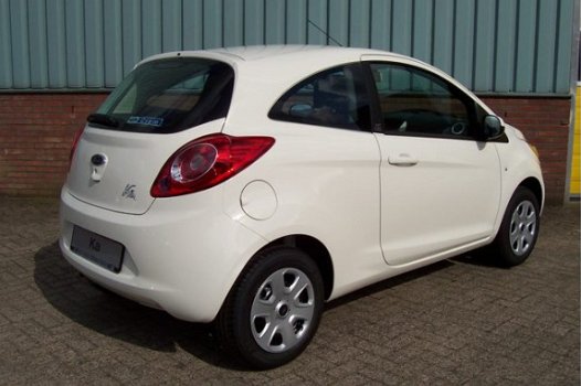 Ford Ka - 1.2 69pk Style start/stop * Airco * Rijklaar * Dealer Auto - 1