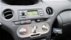 Toyota Yaris - 1.3 VVT-i Luna - 1 - Thumbnail