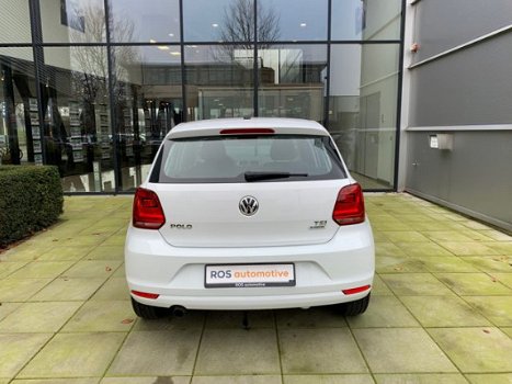 Volkswagen Polo - 1.2 TSI Comfortline SENSOREN VOOR-ACHTER/NIEUWSTAAT/ 5DRS - 1