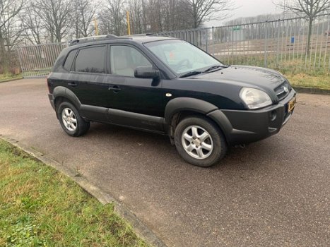 Hyundai Tucson - TUCSON; 2.0 CRDI 2WD - 1