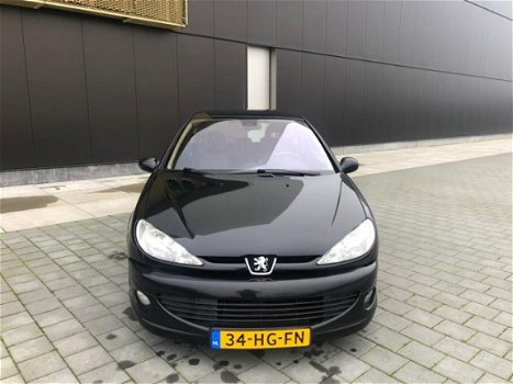 Peugeot 206 - 2.0-16V GTI - 1