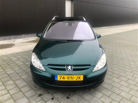 Peugeot 307 SW - 2.0 16V Premium - 1