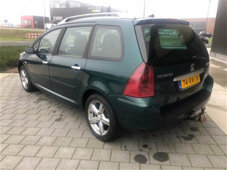 Peugeot 307 SW - 2.0 16V Premium - 1