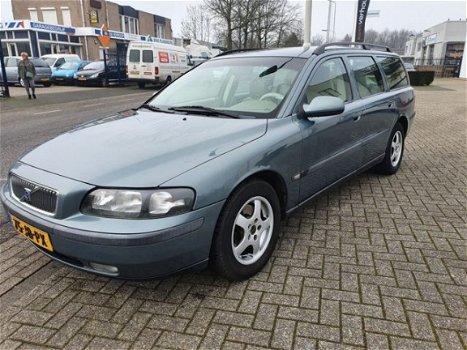 Volvo V70 - 2.4 140PK - 1