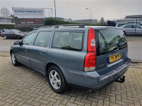 Volvo V70 - 2.4 140PK - 1