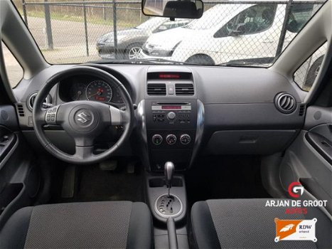 Suzuki SX4 - 1.6 AUTOMAAT A/C Clima Trekaak 70000KM - 1