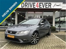 Seat Leon - 1.2 TSI Style 2013 met 19 inch Santiagio Velgen/Climate/Elek pak