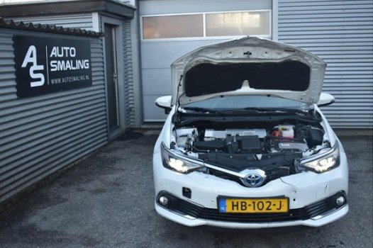 Toyota Auris Touring Sports - 1.8 Hybrid Dynamic *PANORAMA/LEDER/NAVI/CAMERA - 1