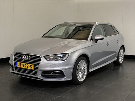 Audi A3 Sportback - 1.4 e-tron PHEV Ambiente Prijs Excl BTW | Panorama-dak led 17'' - 1