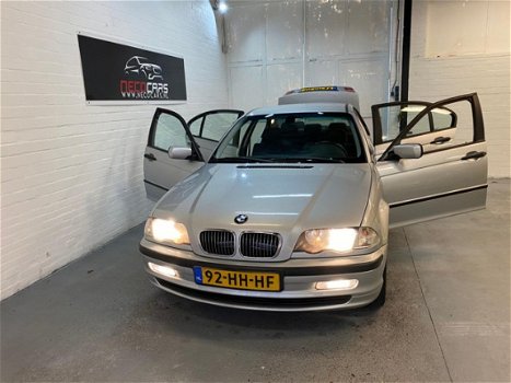 BMW 3-serie - 316i Executive NIEUWE APK//AIRCO//RIJD SCHAKELD GOED - 1