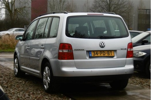 Volkswagen Touran - 1.6-16V FSI Athene DSG 114DKM/NAP/1JR APK - 1