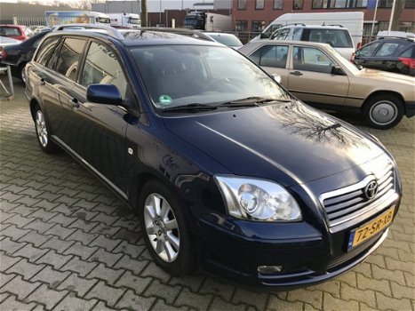 Toyota Avensis Wagon - 2.2 D-4D Linea Luna - 1