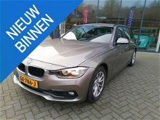 BMW 3-serie Touring - 318d Corporate Lease Essential
