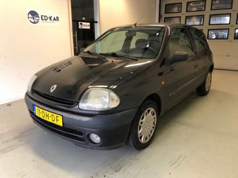 Renault Clio - 1.4 RN MAX AIRCO KOPPLING HOOG - 1