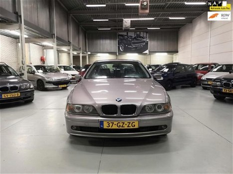 BMW 5-serie - 520i NAP|APK|LEER|AUTOM|RIJDT&SCHAKELTGOED|MEENEEMRPIJS - 1