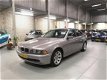 BMW 5-serie - 520i NAP|APK|LEER|AUTOM|RIJDT&SCHAKELTGOED|MEENEEMRPIJS - 1 - Thumbnail