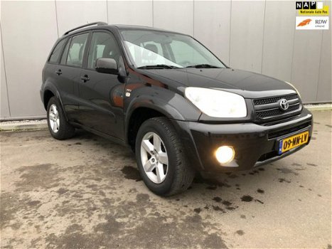 Toyota RAV4 - 2.0-16V VVT-i Sol - 1