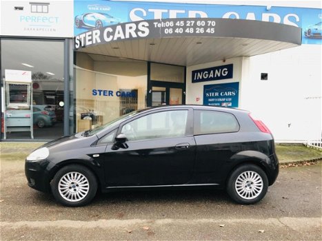 Fiat Grande Punto - Bj 2006 Km 167000 Met Airco Nieuw APK - 1