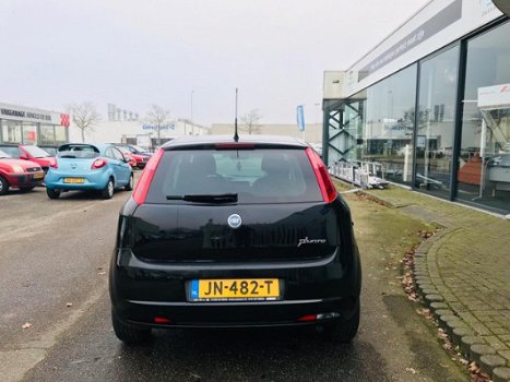 Fiat Grande Punto - Bj 2006 Km 167000 Met Airco Nieuw APK - 1