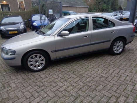 Volvo S60 - 2.4 Sports Edition - 1