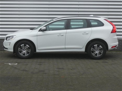 Volvo XC60 - 2.0 D3 FWB Automaat, Cruise, Aut Airco, Startknop - 1