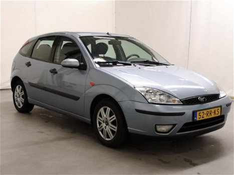 Ford Focus - 1.8 TDCi Futura Apk tot 10-08-2020/Auto rijd en schakelt naar behoren - 1