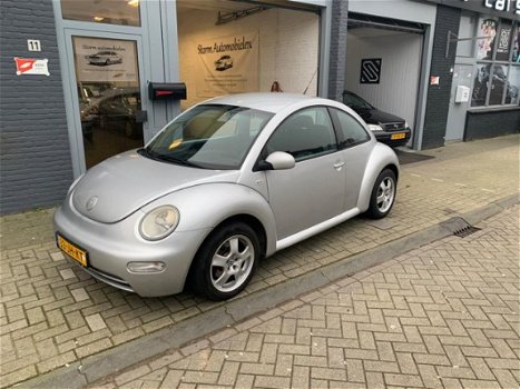 Volkswagen New Beetle - 1.6 Met Onderhoudshistorie, Airco, NAP en een nieuwe APK - 1