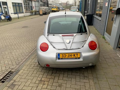 Volkswagen New Beetle - 1.6 Met Onderhoudshistorie, Airco, NAP en een nieuwe APK - 1