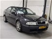 Skoda Octavia - 1.8 T RS ✅NAP, AIRCO, CRUISE, HALF LEDER, TREKHAAK, XENON, VERWARMDE STOELEN - 1 - Thumbnail