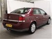 Opel Vectra - 2.2-16V Elegance ✅NAP, AUT, NAVI, AIRCO, TREKHAAK, CRUISE, 2XSLEUTELS, BOEKJES - 1 - Thumbnail