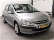 Peugeot 307 - 2.0-16V XT Pack NAP, AIRCO, CRUISE, AUTOMAAT, PANORAMA, TREKHAAK - 1 - Thumbnail