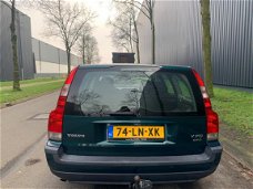 Volvo V70 - 2.4 D NAP, LEDER, PDC, AIRCO, TREKHAAK, 2XSLEUTELS, BOEKJES, APK 13-07-2020