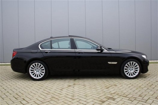 BMW 7-serie - 730d Executive AUT - 1